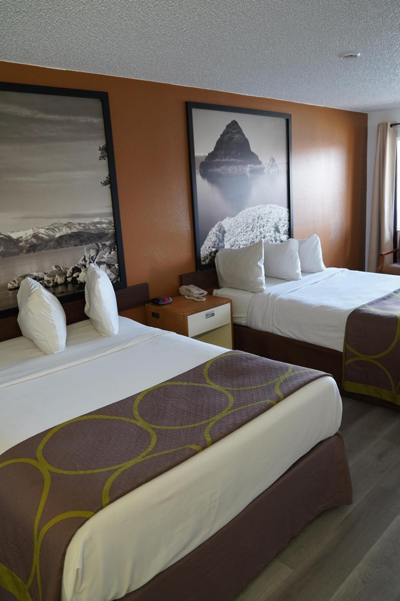 Super 8 By Wyndham Fernley Hotel Buitenkant foto