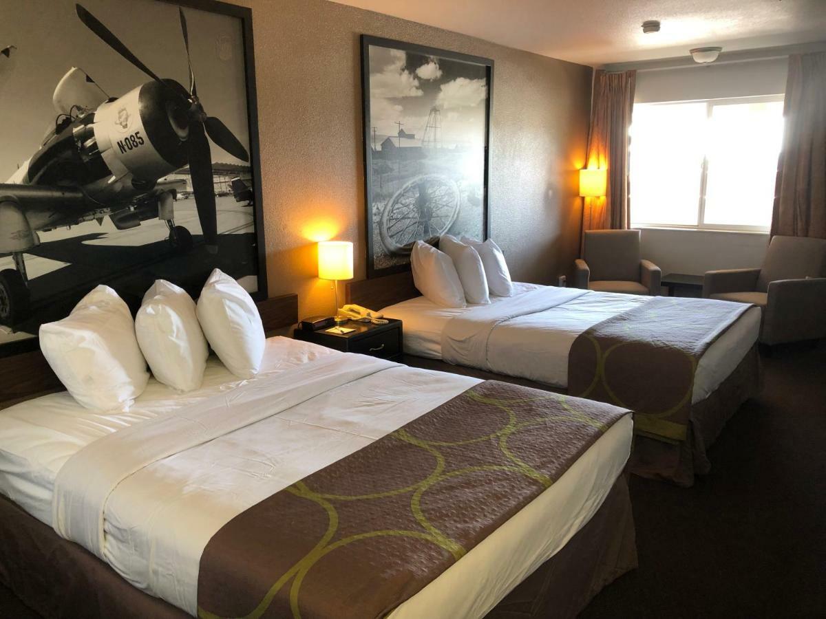 Super 8 By Wyndham Fernley Hotel Buitenkant foto