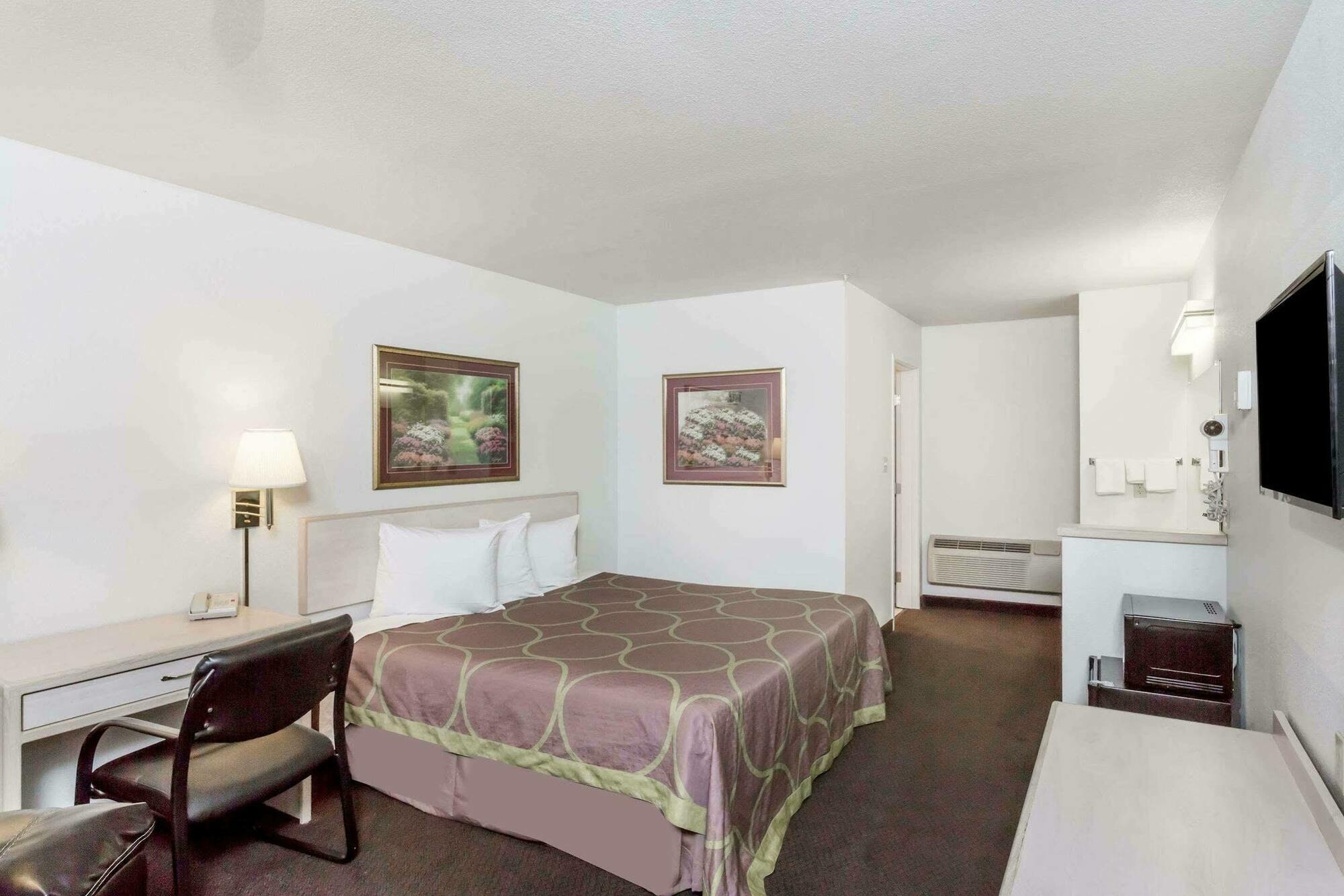 Super 8 By Wyndham Fernley Hotel Buitenkant foto